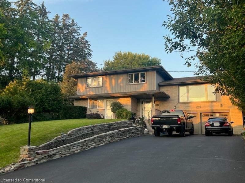 101 LANG CRESCENT, Kitchener, Ontario N2K 1P4, Canada