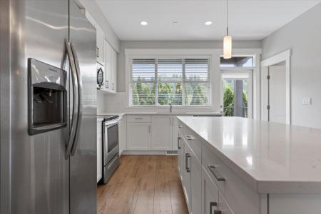 6029 PROMONTORY ROAD, Chilliwack, 不列颠哥伦比亚省 V2R 6B1, 加拿大