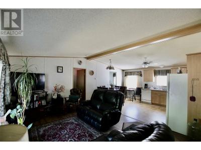 16 PINEWOOD PLACE, Tumbler Ridge, Британская Колумбия V0C 2W0, Канада