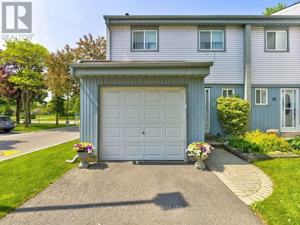 121 FALCONER DRIVE, Mississauga (streetsville), 安大略省 L5N 2K8, 加拿大