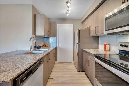 4641 128 AVENUE NE, Calgary, アルバータ T3N 1T5, カナダ