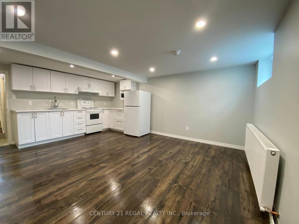 25 SHANGARRY DRIVE, Toronto (wexford-maryvale), Ontario M1R 1A5, Canada