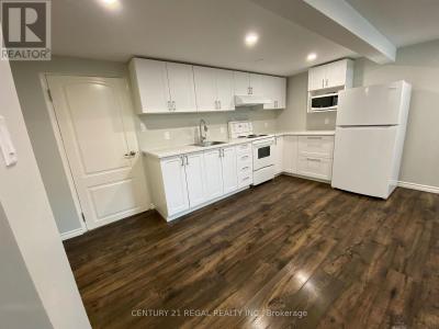 25 SHANGARRY DRIVE, Toronto (wexford-maryvale), Ontario M1R 1A5, Canada