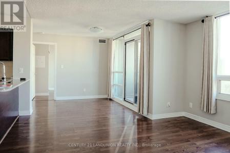 208 ENFIELD PLACE, Mississauga (city Centre), Ontario L5B 0G8, Canada