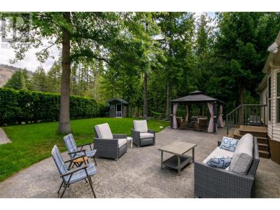 3980 SQUILAX-ANGLEMONT ROAD, Scotch Creek, Columbia Britannica V0E 1M5, Canada