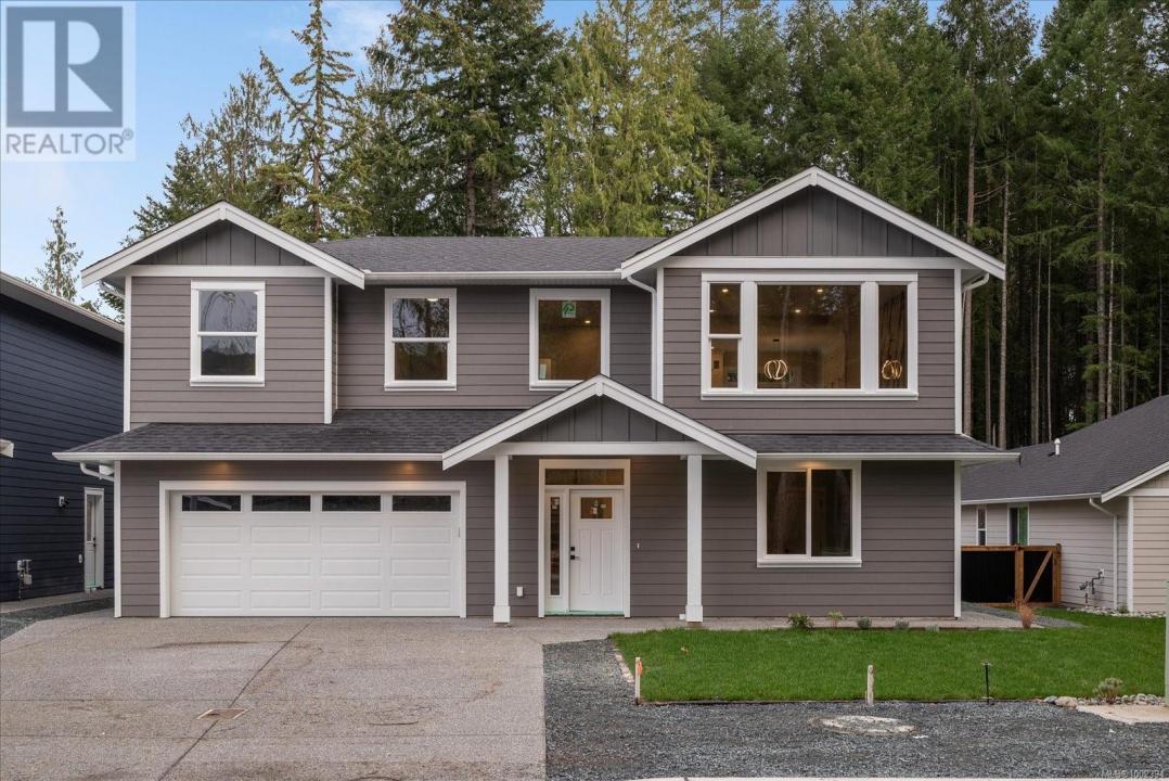 811 STRINGER WAY, Ladysmith, Britanya Kolombiyası V9G 0A7, Kanada