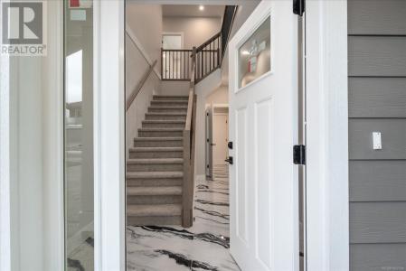 811 STRINGER WAY, Ladysmith, Britanya Kolombiyası V9G 0A7, Kanada