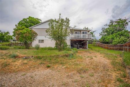 1358 CHERRY CRESCENT E, Kelowna, ブリティッシュコロンビア V1Y 3Y1, カナダ
