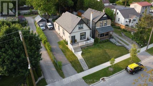 366 SALISBURY STREET, London East (east G), Ontario N5Y 3B1, Canadá