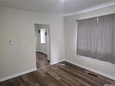 125 5TH AVENUE NE, Ituna, Saskatchewan S0A 1N0, Canadá