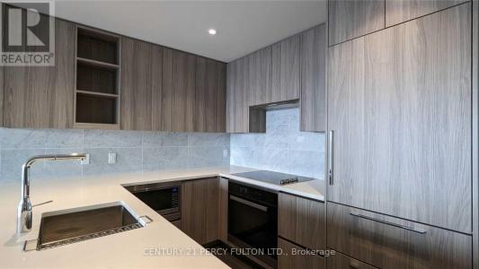 95 MCMAHON DRIVE, Toronto (bayview Village), Ontario M2K 0H2, Canada