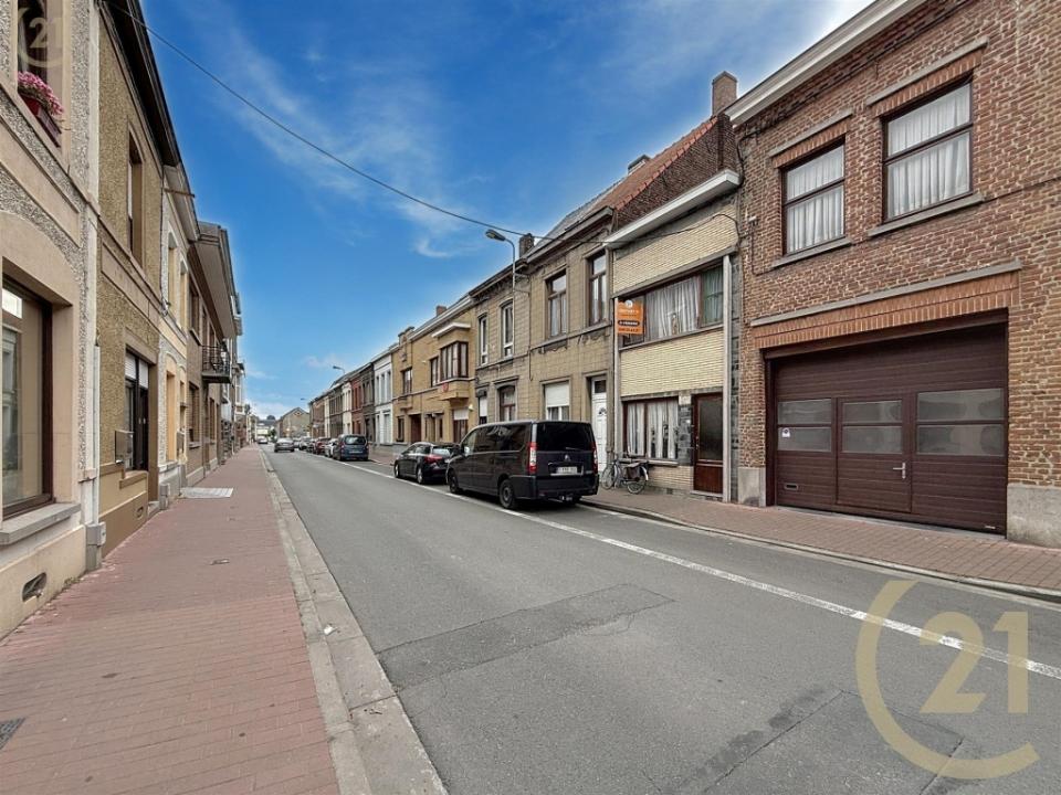 Rue Paul Pastur 17, Leuze-en-hainaut, 7900, 벨기에