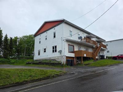 22-24  Rue de la Frontière O., Rivière-Bleue, 퀘벡주 G0L 2B0, 캐나다