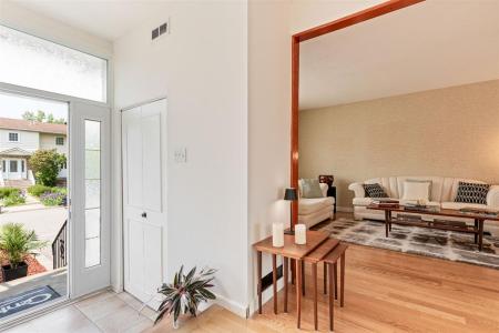4982 Rue Hortie, Montréal (Pierrefonds-Roxboro), Québec H8Y 1Z3, Canada