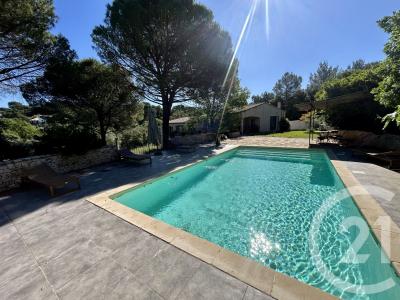 Nimes, Languedoc-Roussillon 30900, França