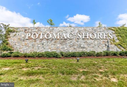 1759 Autumn Maple Leaf Drive, Dumfries, Virginia 22026