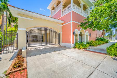 340 1st St N #I, St Petersburg, 플로리다 33701, 미국