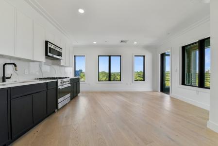 50 Leo M. Birmingham Parkway , #501, Boston, Massachusetts 02135, Estados Unidos