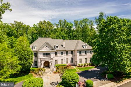 1034 Founders Ridge Lane, Mclean, Virginia 22102, USA