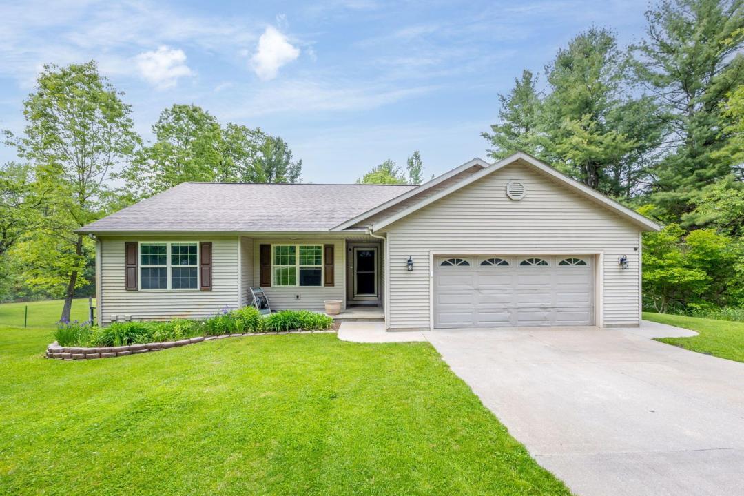277 Madison Rd, Stanwood, Michigan 49346, USA