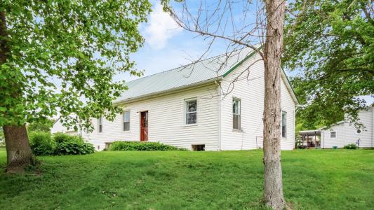 215 S Market Street, Somerset, Ohio 43783, USA