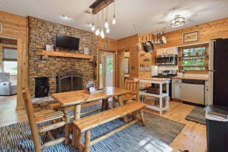 322 Enchanted Forest Way, Burnside, 肯塔基州 42519, 美国