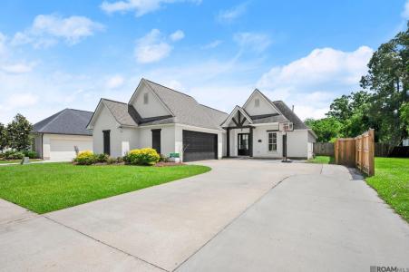 505 S Club Ave, Iberville, Louisiana 70776, Estados Unidos