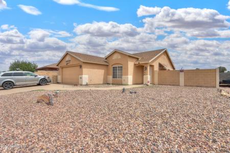8735 W Pineveta Dr, Arizona City, Arizona 85123, Estados Unidos