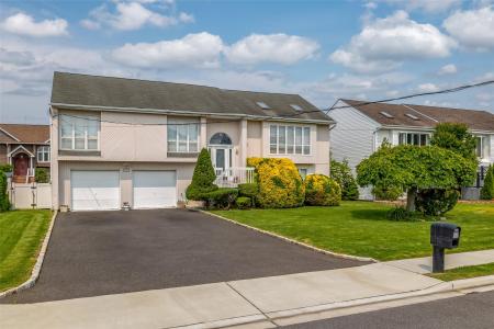 2724 Beaver Turn, Seaford, Nova Iorque 11783, Estados Unidos