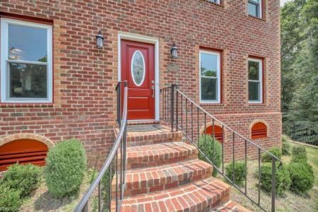 105 Londonderry Lane, Williamsburg, Virginia 23188