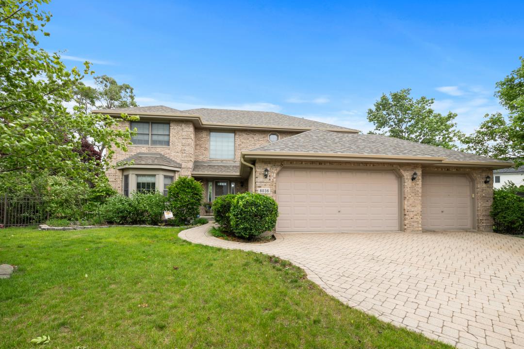 8036 Binford Drive, Orland Park, Illinois 60462