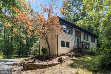 25150 Gallant Man Drive, Hollywood, Maryland 20636