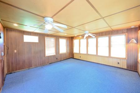 34 river st, East Haven, Connecticut 06512, USA