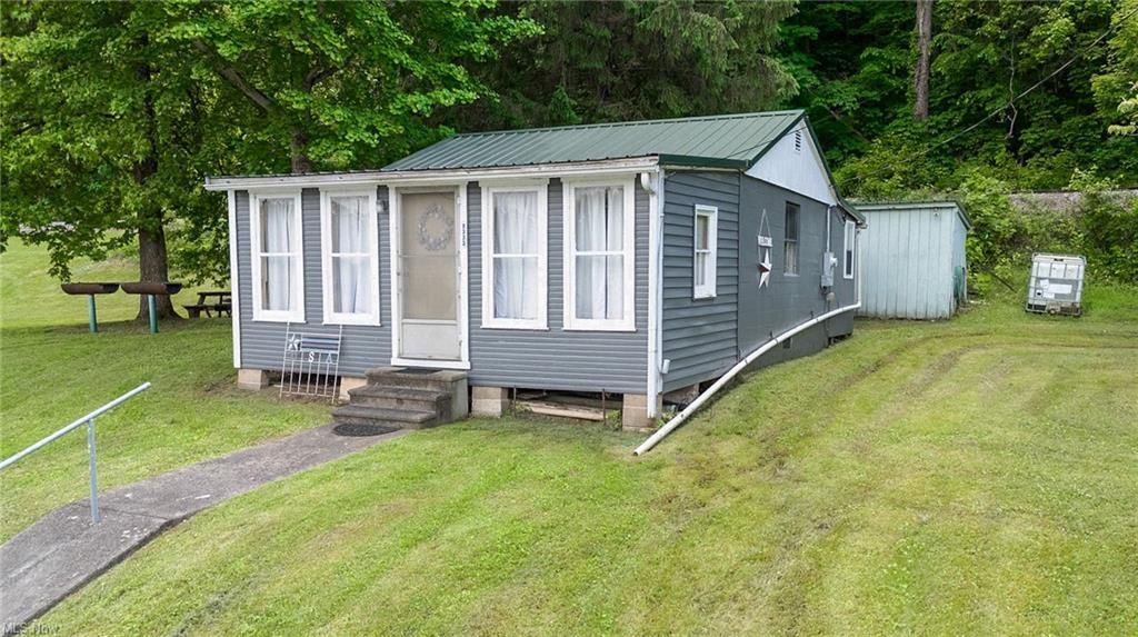 9333 Muskingum River Rd., Lowell, Ohio 45744, USA