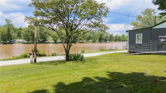9333 Muskingum River Rd., Lowell, Ohio 45744, USA