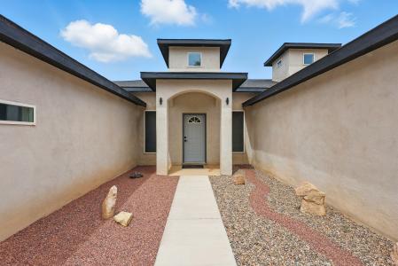 1688 Sichler Road, Los Lunas, 新墨西哥州 87031, 美國