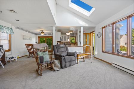 134 Mansfield Grove Road, East Haven, קונטיקט 06512, ארצות הברית של אמריקה