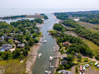 44 Brown Road, East Haven, Connecticut 06512