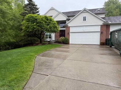 2801 Waldon Park, Lake Orion, Michigan 48359, USA