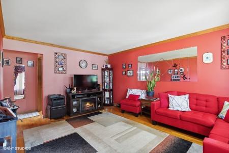 7046 W 63rd Place, Chicago, Illinois 60638