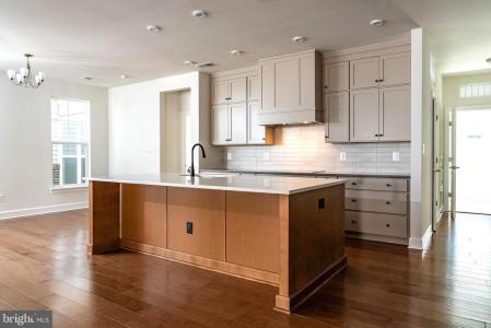 43089 Greeley Square, Ashburn, וירג'יניה 20148, ארצות הברית של אמריקה 