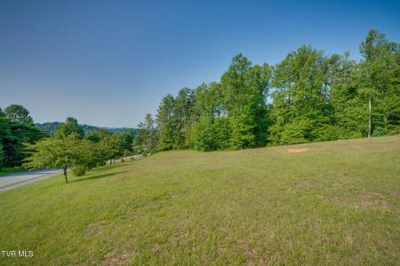 309 Golf Ridge Drive, Kingsport, Tennessee 37664