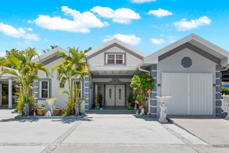 SINGLE FAMILY GEM IN NORTH SOUND ESTATES, 66, Savannah, Grand Cayman, Cayman Islands