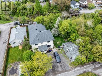 354 EVA AVENUE, Sudbury, 安大略省 P3C 4N3, 加拿大