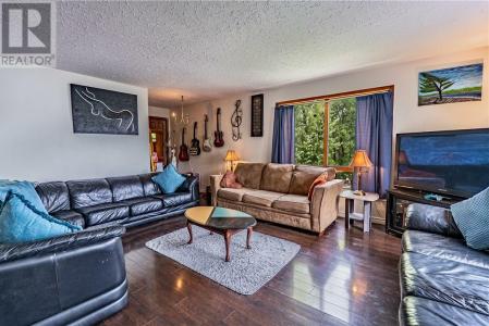 354 EVA AVENUE, Sudbury, أونتاريو P3C 4N3, كندا