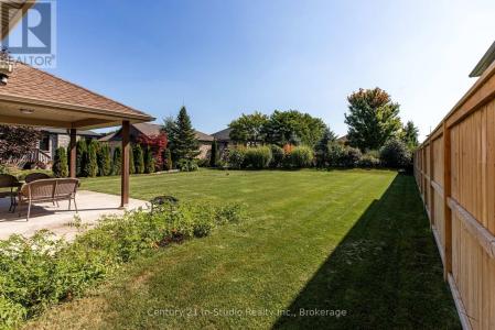 439 RIDGE STREET, Saugeen Shores, Ontario N0H 2C1, Canada