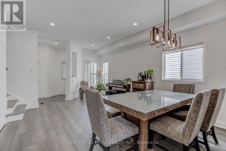 121 ENGLISH OAK DRIVE, Richmond Hill (oak Ridges Lake Wilcox), Ontario L4E 3X4, Canada
