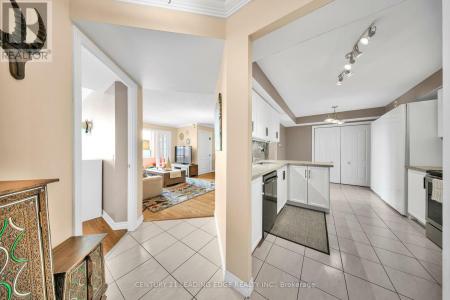 115 OMNI DRIVE, Toronto (bendale), Ontario M1P 5B4, CANADÁ