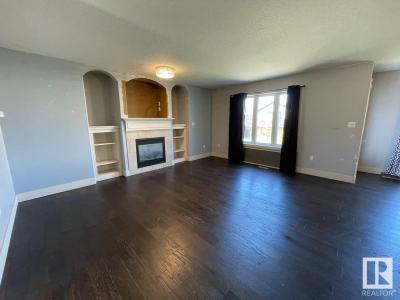 5228 39 AVENUE, Gibbons, Alberta T0A 1N0, Canada