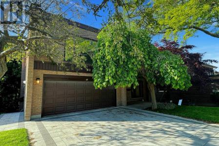 22 COREYDALE COURT, Toronto (bathurst Manor), Ontario M3H 4T2, Canada